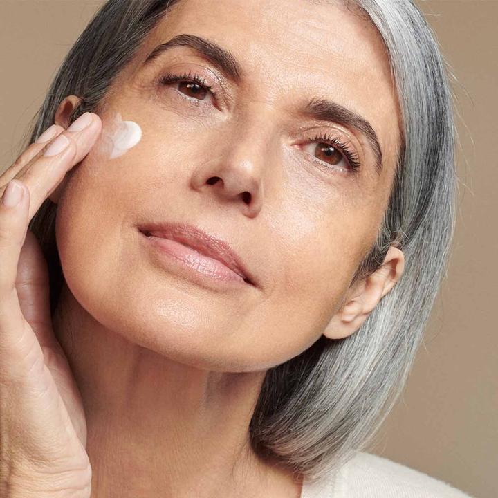 Actual product image Clarins Nutri-Lumière Jour (50 ml, Day cream, SPF 50)