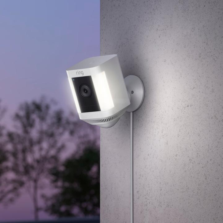 Actual product image Ring Spotlight Plus (1920 x 1080 Pixels)