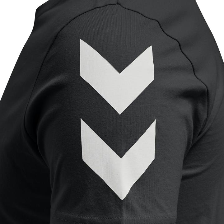 Image du produit hummel Legacy Chevron T-Shirt (M)