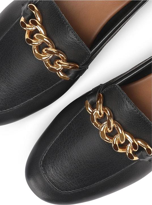 Actual product image Inuovo The fashionable slip-on shoe made from high-quality leather and a decorative link chain on the (36)