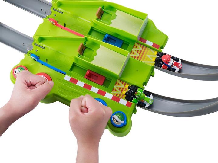 Actual product image Hot Wheels Mario Kart playset