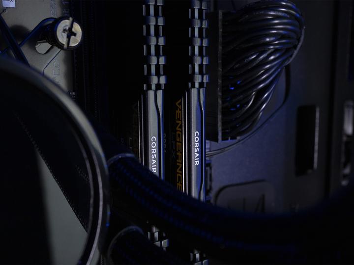 Actual product image Joule Performance RTX4070TI I7 (Intel Core i7-13700F, 32 GB, 1000 GB, GeForce RTX 4070 Ti)