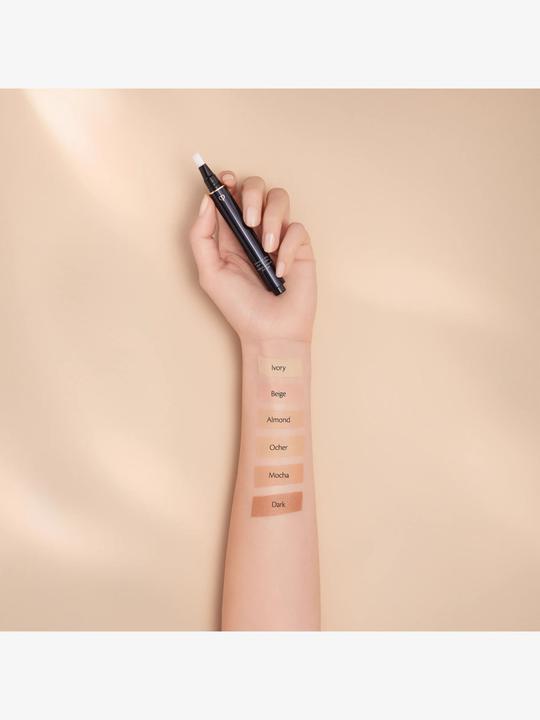 Image du produit Clé De Peau Cle De Peau Correcteur éclat pour les yeux (Beige)