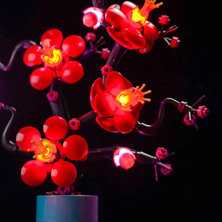 Actual product image BrickBling LED light set for LEGO Plum Blossom (10369)