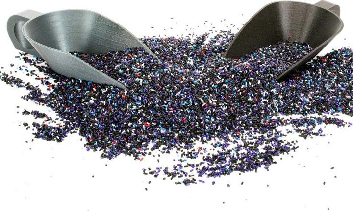 Image du produit Prusa Prusament PLA recyclé 2kg (PLA, 1.75 mm, 2000 g, Vert, Gris, Noir)