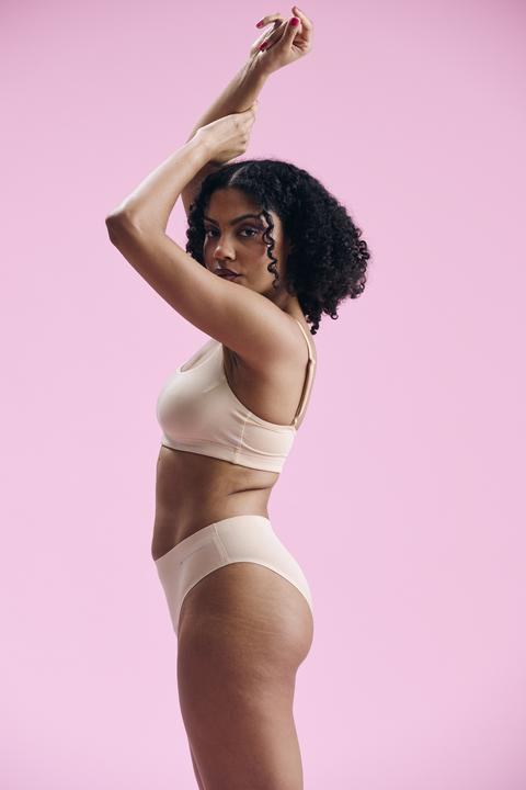 Actual product image The Female Company Slip Seamless Ultra Strong (48)