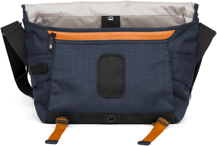 Actual product image Crumpler Dinky Di Messenger M (16") dk.sapphire