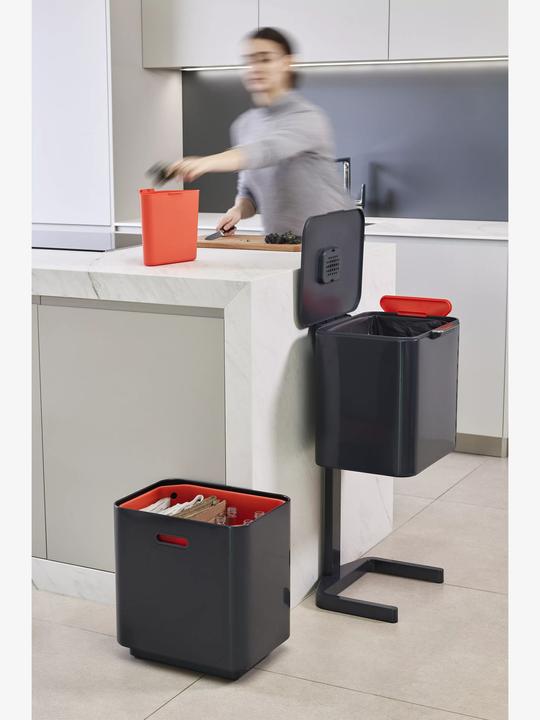 Actual product image Joseph Joseph Totem (60 l)