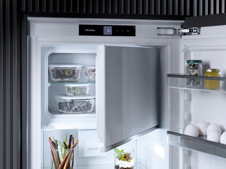 Actual product image Miele K 7778 C (276 l)
