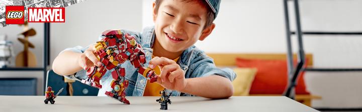 Actual product image LEGO Hulkbuster: The Battle of Wakanda (76247, LEGO Marvel)