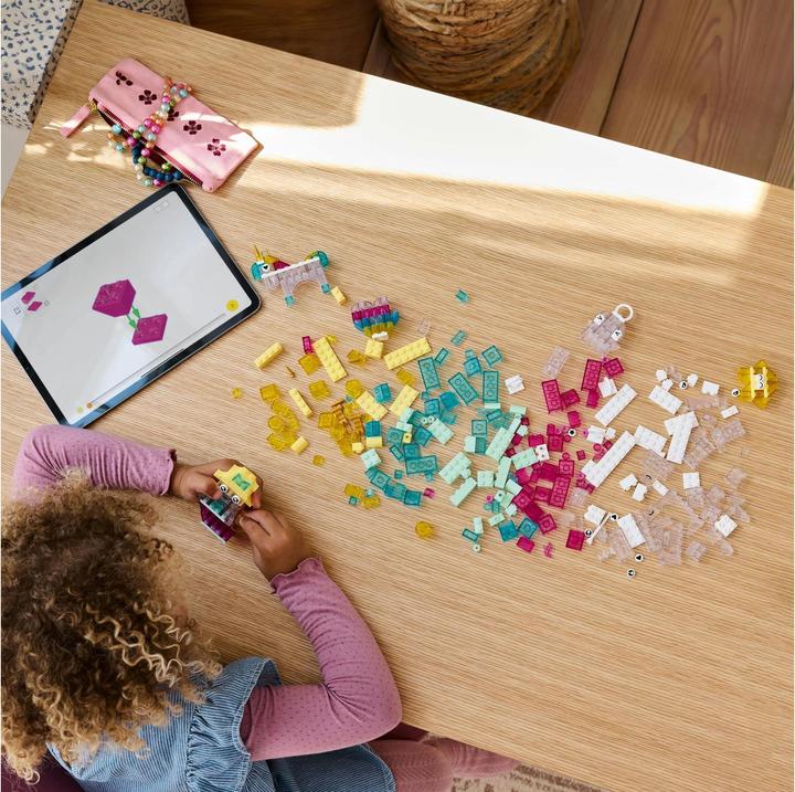 Produktbild LEGO Zauberbox mit durchsichtigen Steinen (11040, LEGO Classic)