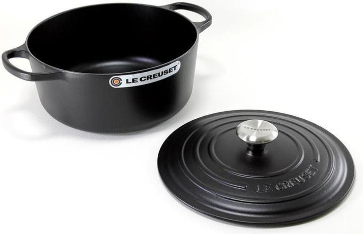 Actual product image Le Creuset Signature (20 cm, Casserole + Stewpot, Cast iron)