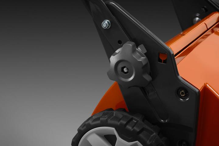 Immagine prodotto Husqvarna LC 247i (Batteria ricaricabile)