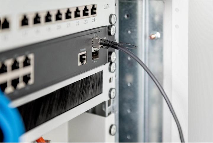 Produktbild Digitus SFP+ 10G 2m DAC Kabel (S/FTP, CAT6, 2 m)