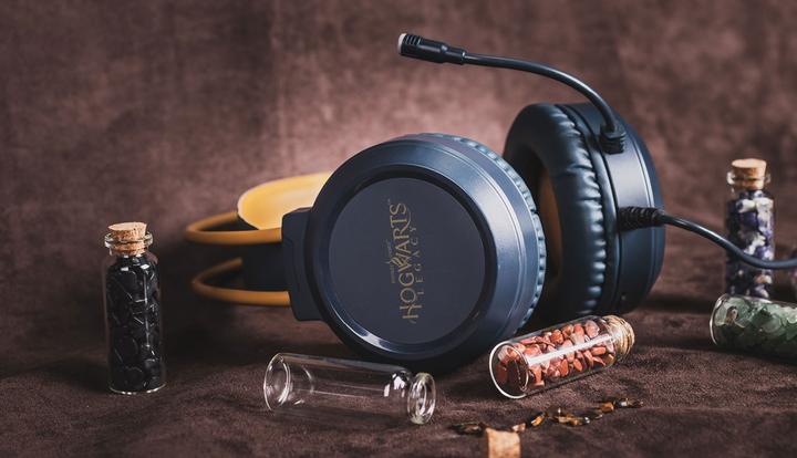 Produktbild Freaks and Geeks Hogwarts Legacy - Casque de jeu filaire pour PC/Xbox One/SeriesX/S/PS4/PS5/Switch (Kabelgebunden)