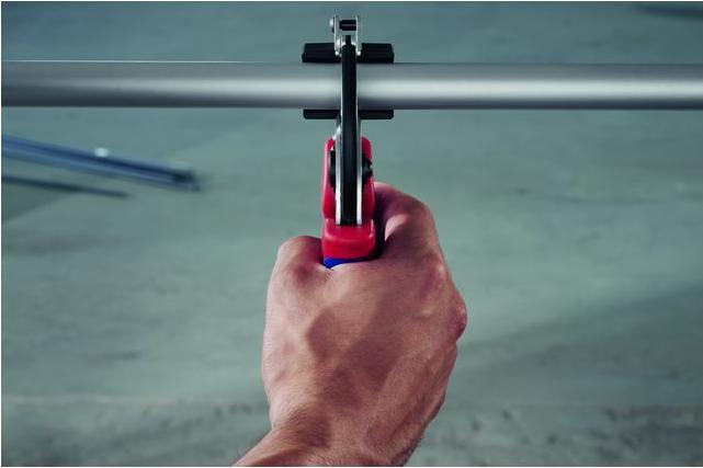 Actual product image Knipex Rohrschneider (210 mm)