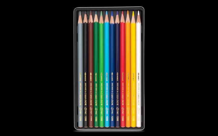 Actual product image Caran d'Ache Fancolor Farbstifte Metallschachtel (Multicoloured, 12 x)