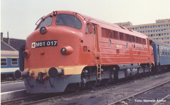 Actual product image Piko Diesel locomotive BR M61 MAV Ep.IV, DC (Track H0)