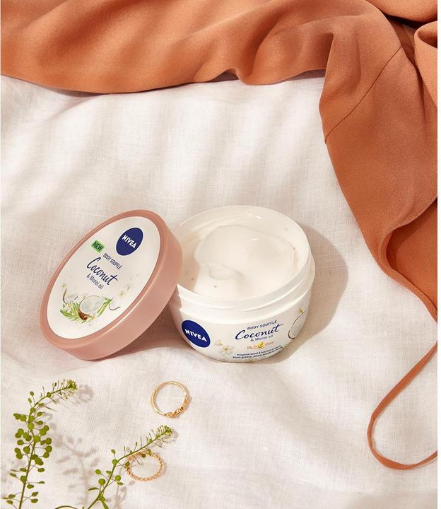 Productafbeelding NIVEA Lichaamssoufflé (Lichaamsboter, 200 ml)