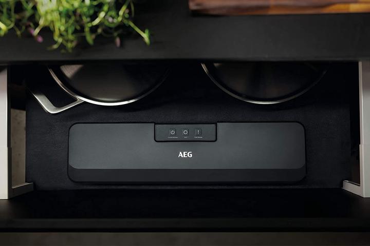 Actual product image AEG Vacuum Cleaner Vacuum Cleaner incl. 10 bags