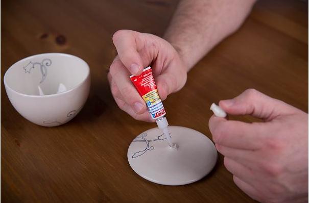 Actual product image tesa Superglue in a blister pack (4.50 g)