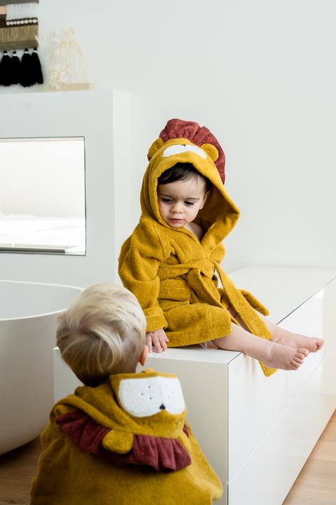 Image du produit Kikadu Peignoir Lion jaune moutarde T. 4-5 (GOTS)