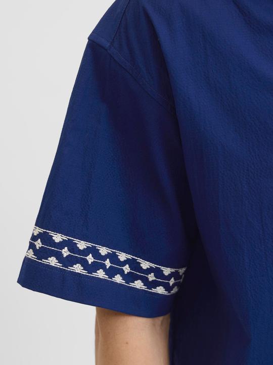 Actual product image Jack & Jones Jordia Emb Crinkle Resort Shirt Ss (XL)