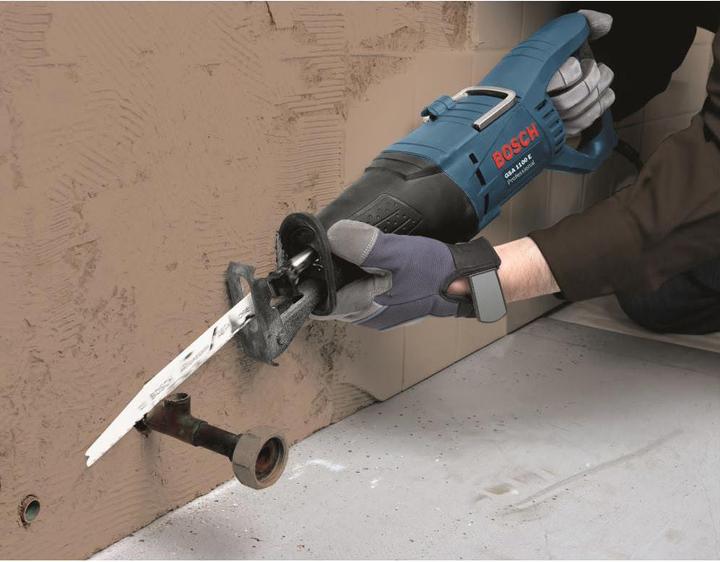 Produktbild Bosch Professional Säbelsäge GSA 1100 E, Sägeblatt Metall S 123 XF, Sägeblatt Holz S 2345 X