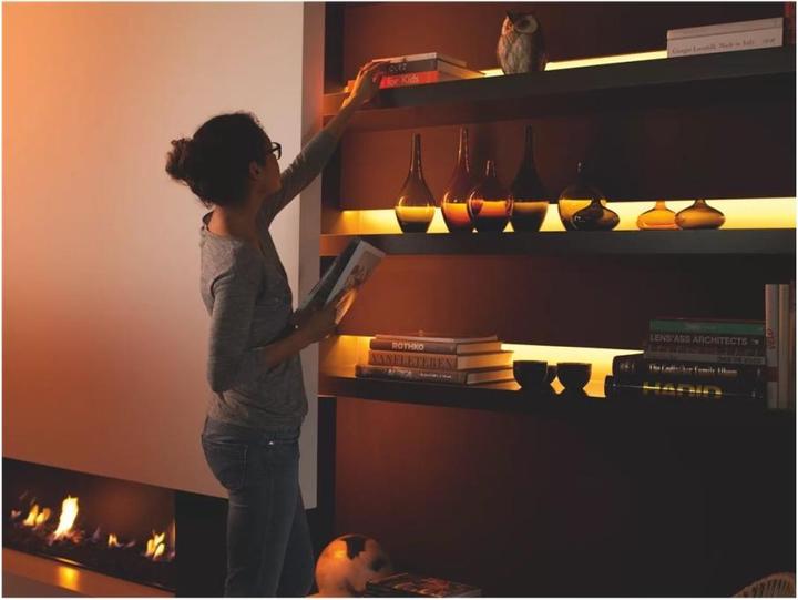 Image du produit Philips Hue Lightstrips BT Extension (RGBW, 100 cm, Intérieur)