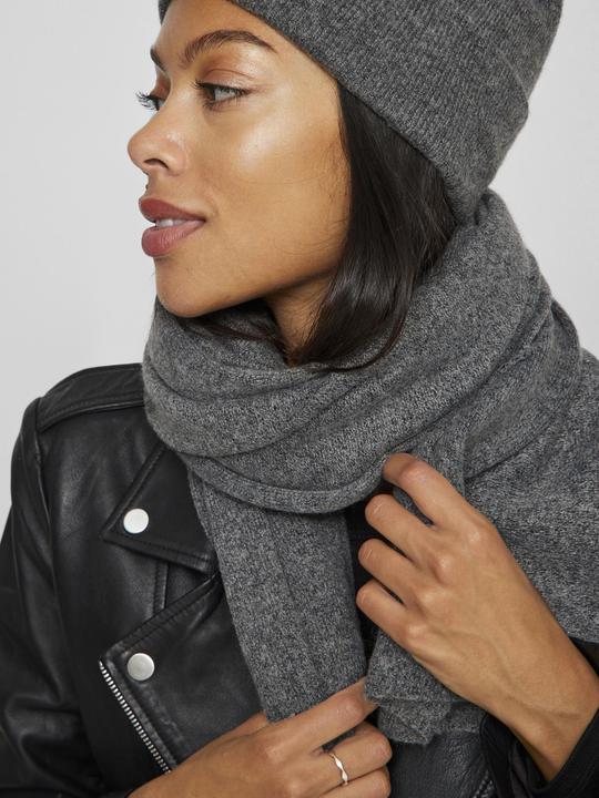 Actual product image Vila Soft knitted scarf