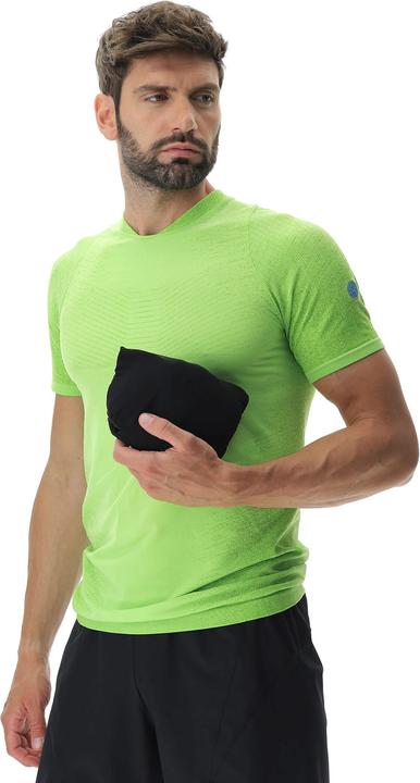Actual product image UYN Ergoproof running jacket (M)