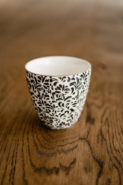 Actual product image Kadastar Coffee cup Metropolitan Floral 250 ml, Black / White (250 ml, 1 x)