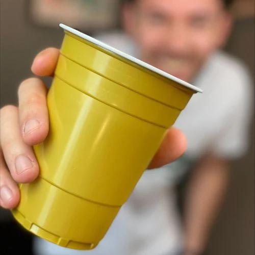 Image du produit MrPong Gold Beer Pong Becher - 50 Stk. goldene Plastikbecher (50 x)