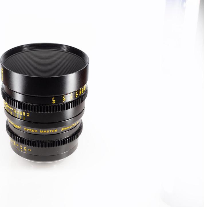 Immagine prodotto Zhongyi Mitakon Lunghezza focale fissa Speedmaster 35 mm T1 Cine (Micro Four Thirds, Micro Four Thirds)