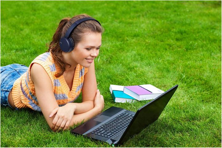 Actual product image JVC HA-S36W-A-U (No noise cancelling, 35 h, Wireless)