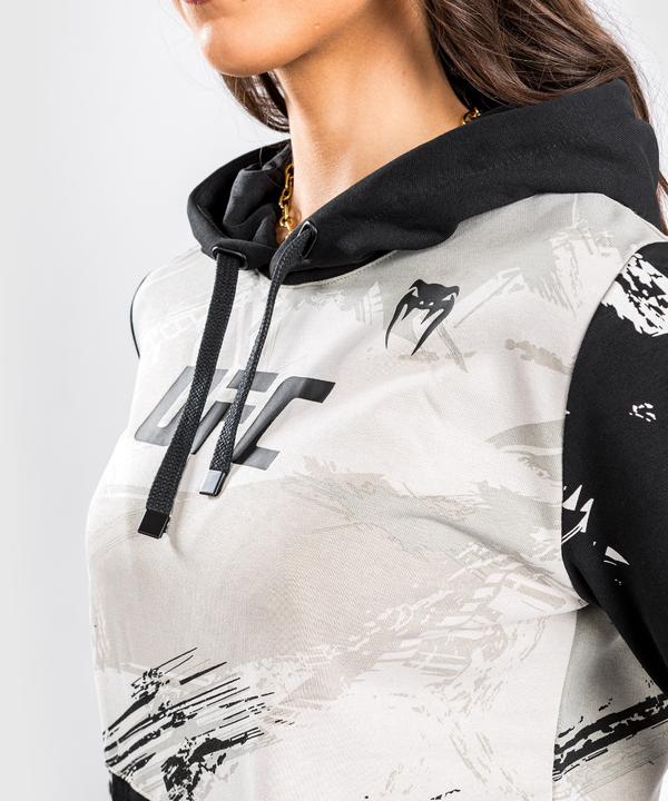 Image du produit UFC | Venum Authentic Fight Week 2.0 Hoodie - For Women (L)