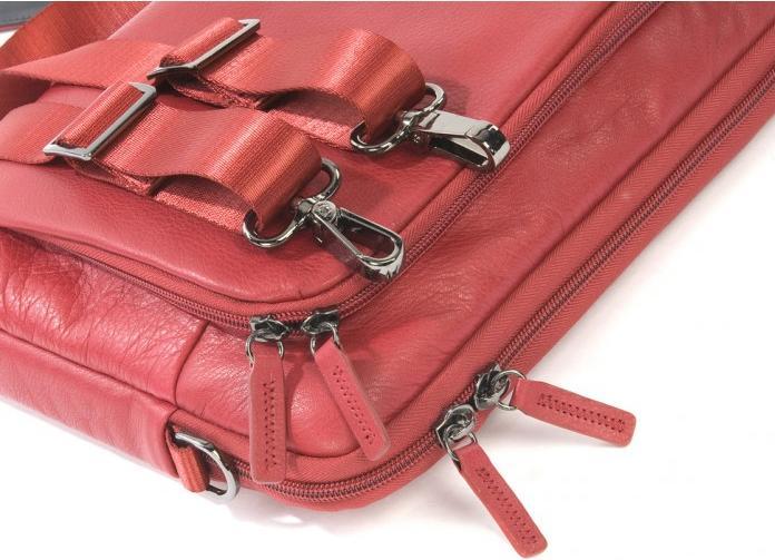 Actual product image Tucano One Premium Sleeve (13", Apple)