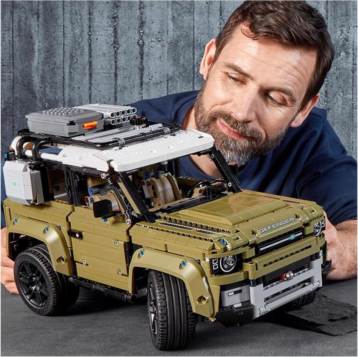 Produktbild LEGO Land Rover Defender (42110, LEGO Technic, LEGO Seltene Sets)