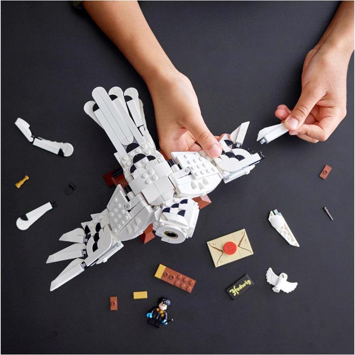 Actual product image LEGO Hedwig (75979, LEGO Harry Potter, LEGO Rare Sets)