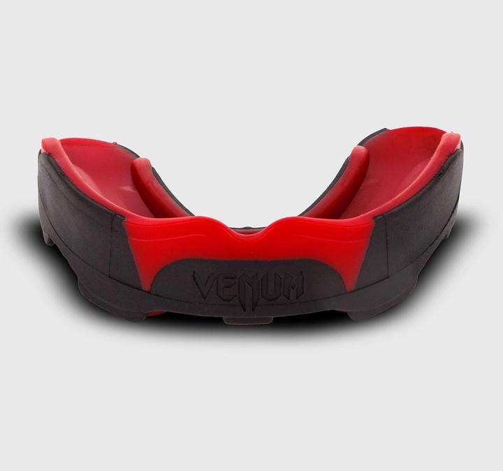Actual product image Venum Predator Mouthguard-Black/Red (One size)