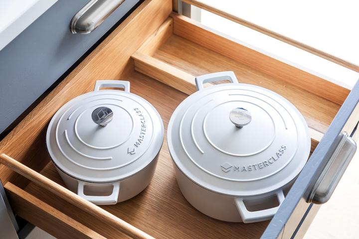 Actual product image Master Class Casserole Dish (Aluminium)