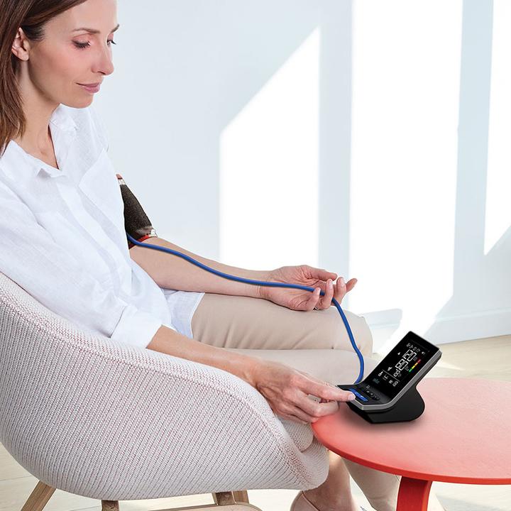 Produktbild Braun ExactFit 5 (Blutdruckmessgerät Oberarm)