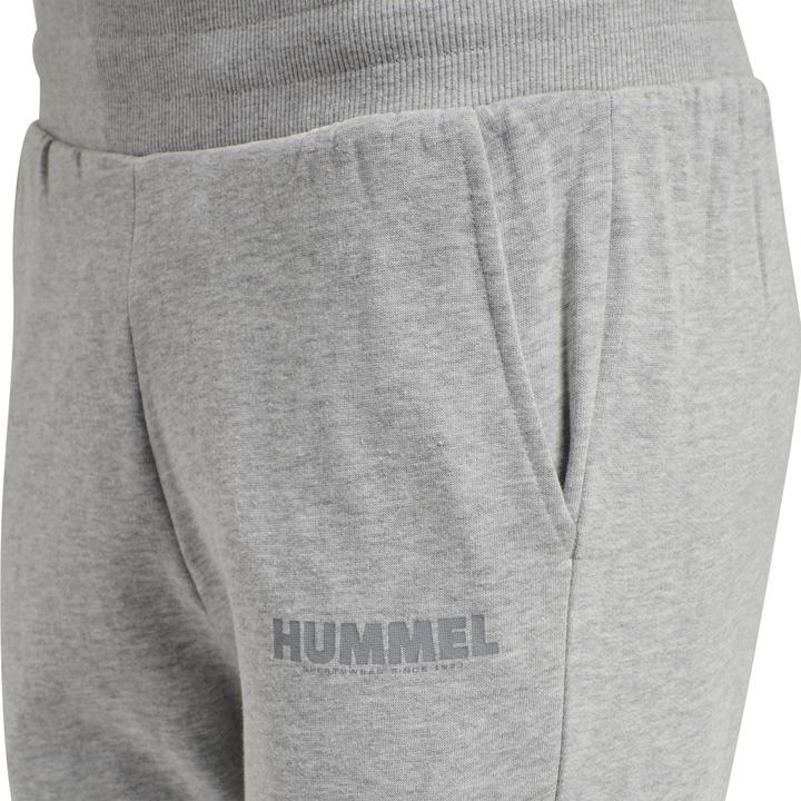 Actual product image hummel Legacy Woman Tapered Pants (XS)