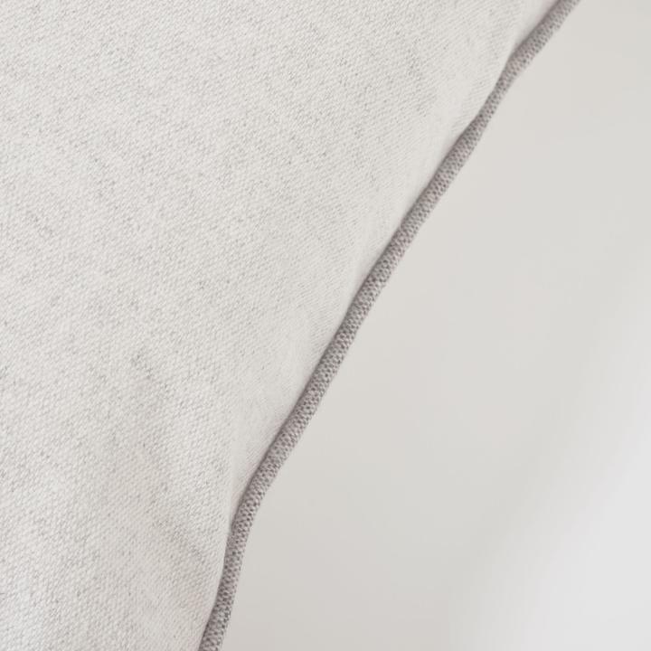 Actual product image Kave Home Alcara (45 x 45 cm)