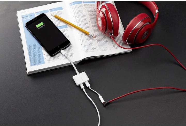 Actual product image Belkin RockStar (Lightning, 2 x Lightning)