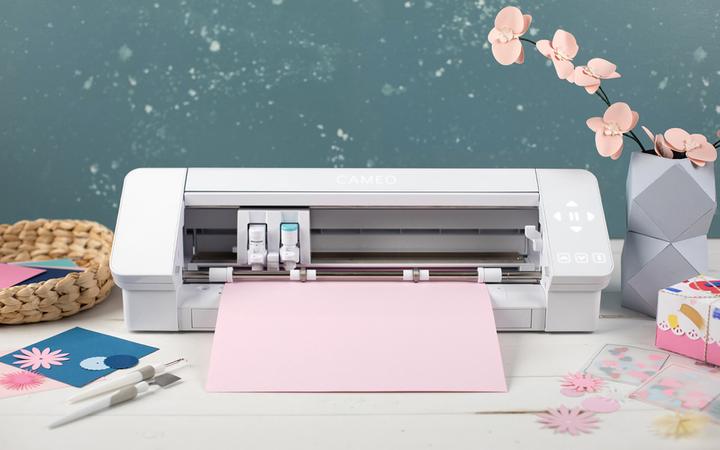 Produktbild Silhouette Cameo 4 Plus