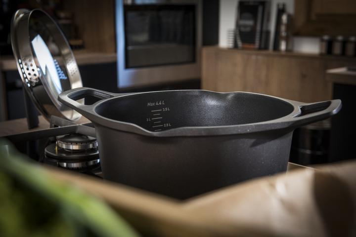 Immagine prodotto Tefal Robusto - Braadpan - 28 cm + deksel (28 cm, Padella per friggere, Alluminio)