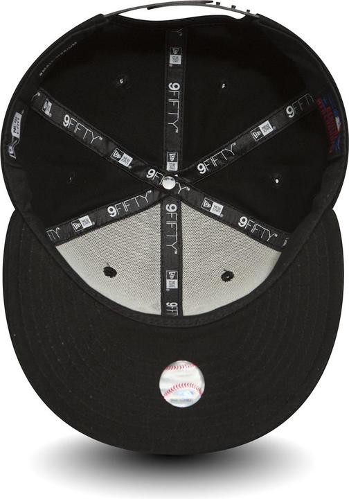 Actual product image New Era League Basic NY Yankees (S, M)