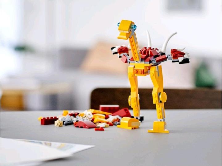 Actual product image LEGO Wild Lion (31112, LEGO Creator 3-in-1)