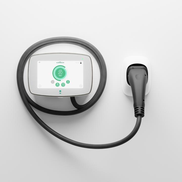 Actual product image Wallbox Commander 2 22kW, Type 2, 5m cable (Type 2, 22 kW, 32 A)